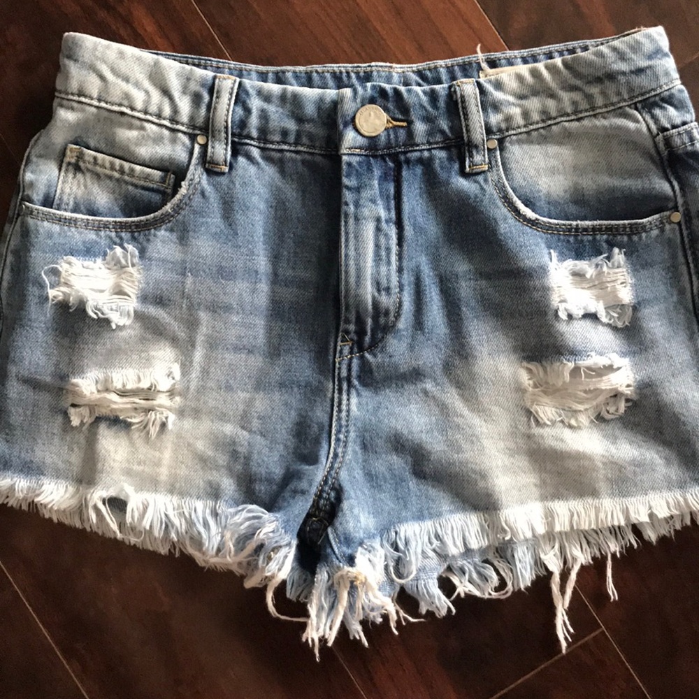 Blank NYC Wedge Short